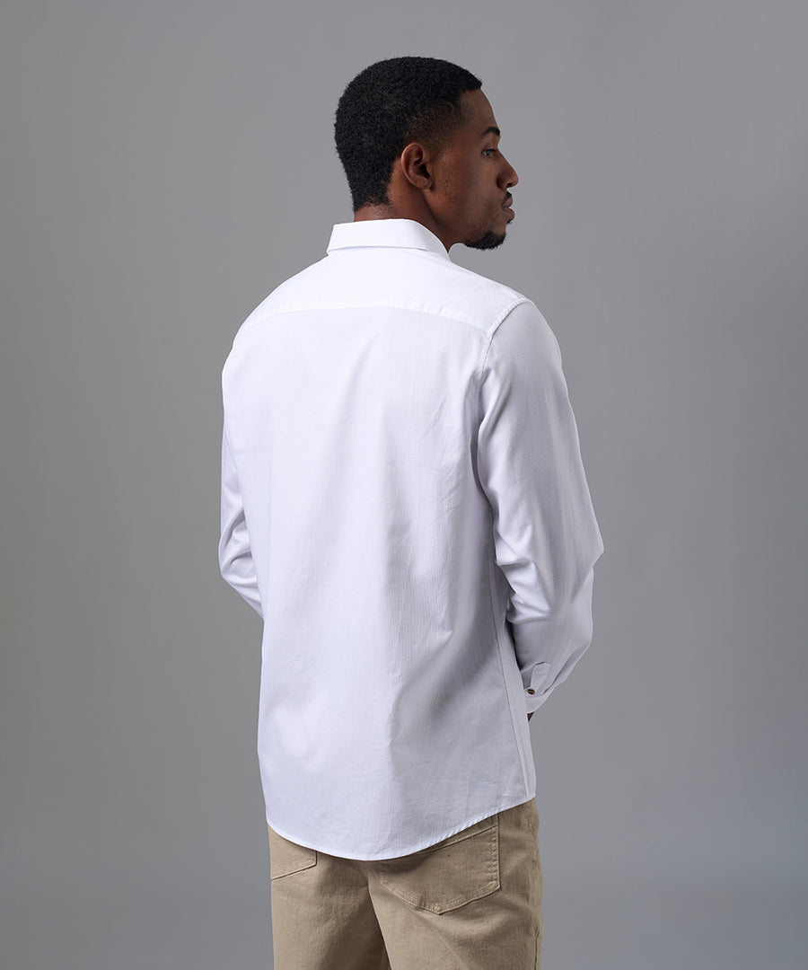 CAMISA MANGA LARGA PECHERA OJAL CLASSIC FIT BLANCO OI25