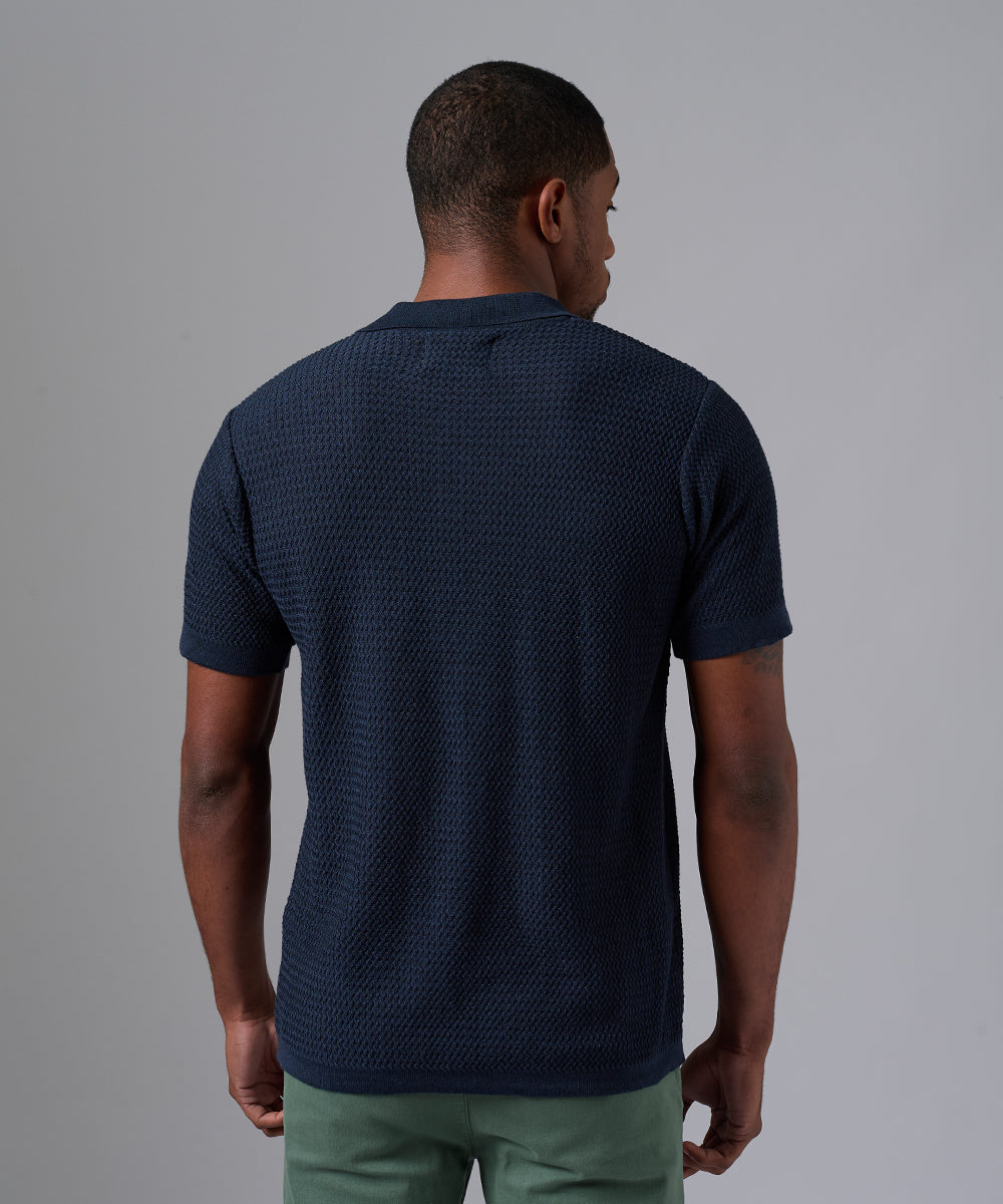 POLO MANGA CORTA TEJIDO PET CUELLO BOX SIN BOTON AZUL MARINO PV25