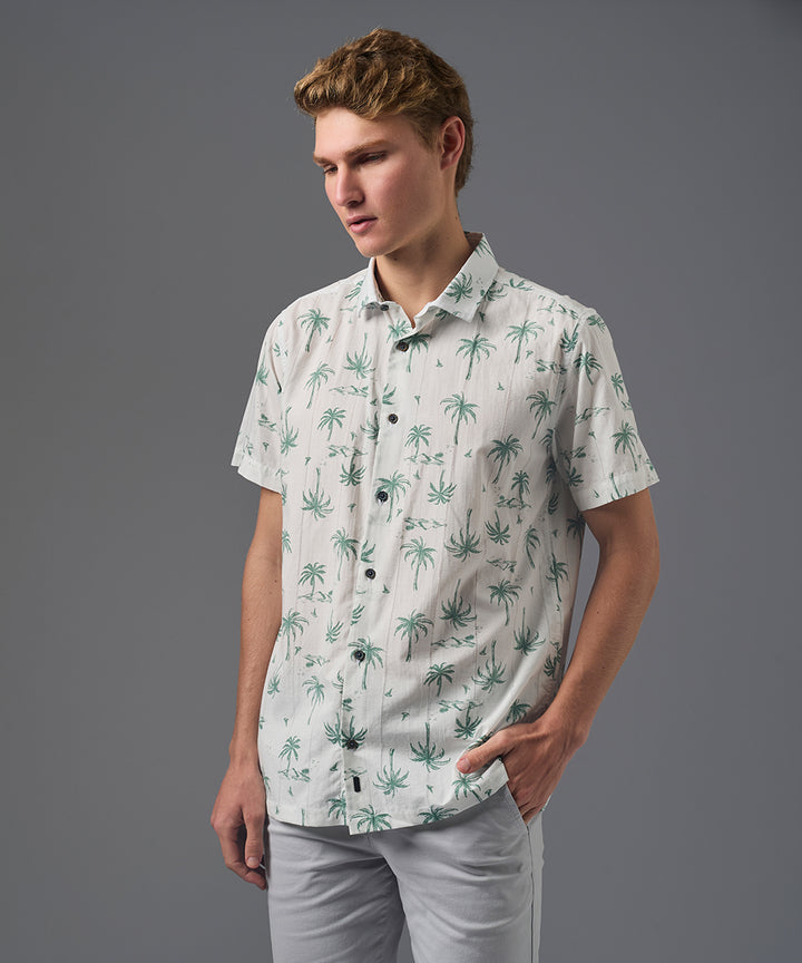 CAMISA MANGA CORTA CUELLO SPREAD PECHERA FRANCESA CLASSIC FIT BLANCO ESTAMPADO PV26