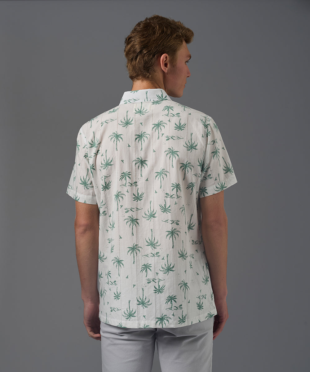 CAMISA MANGA CORTA CUELLO SPREAD PECHERA FRANCESA CLASSIC FIT BLANCO ESTAMPADO PV26