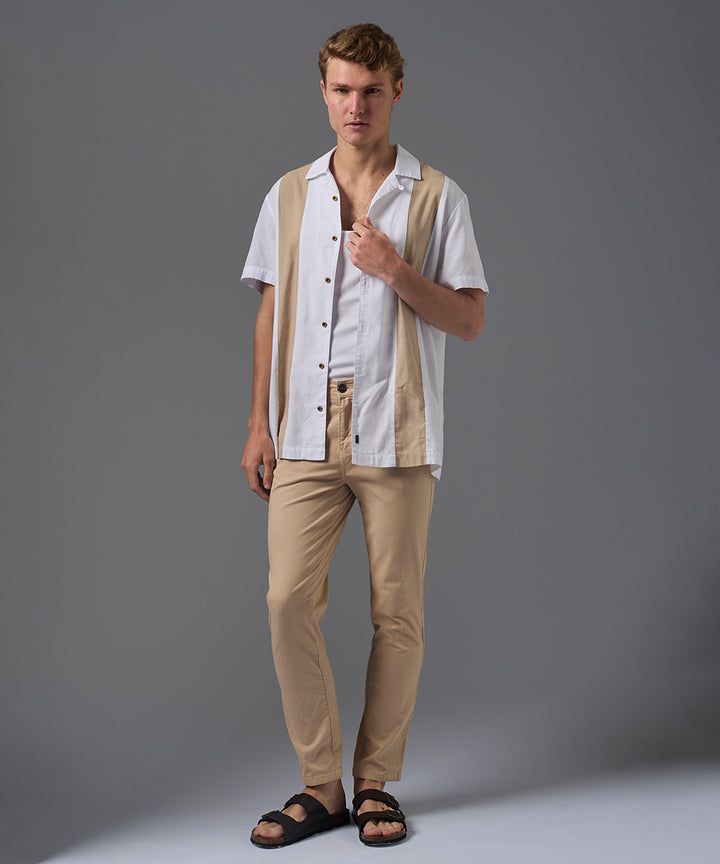 CAMISA MANGA CORTA LOOK LINO CUELLO RESORT CORTES CLASSIC FIT BLANCO PV26