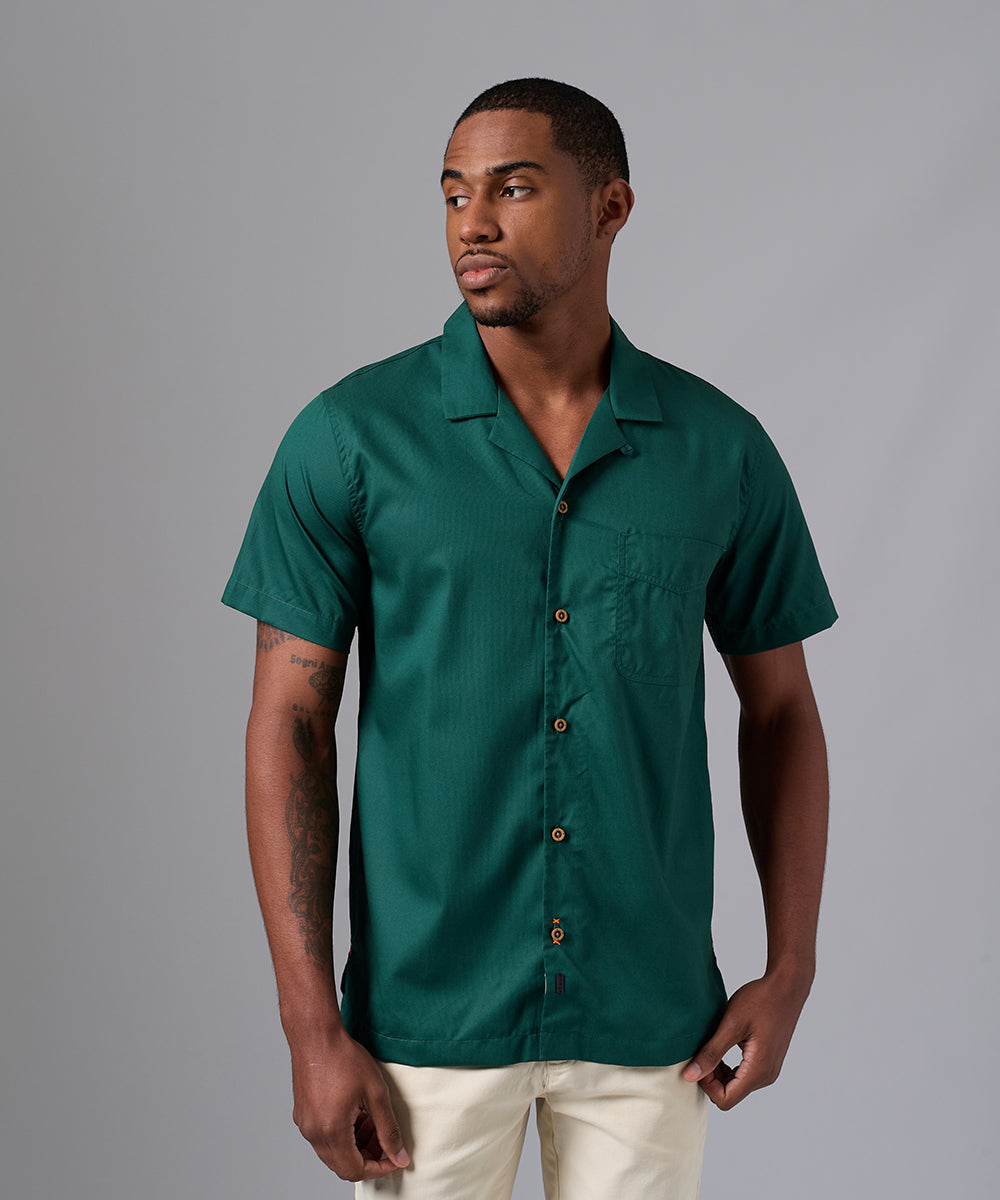 CAMISA MANGA CORTA CUELLO RESORT CLASSIC FIT VERDE BOTELLA PV25