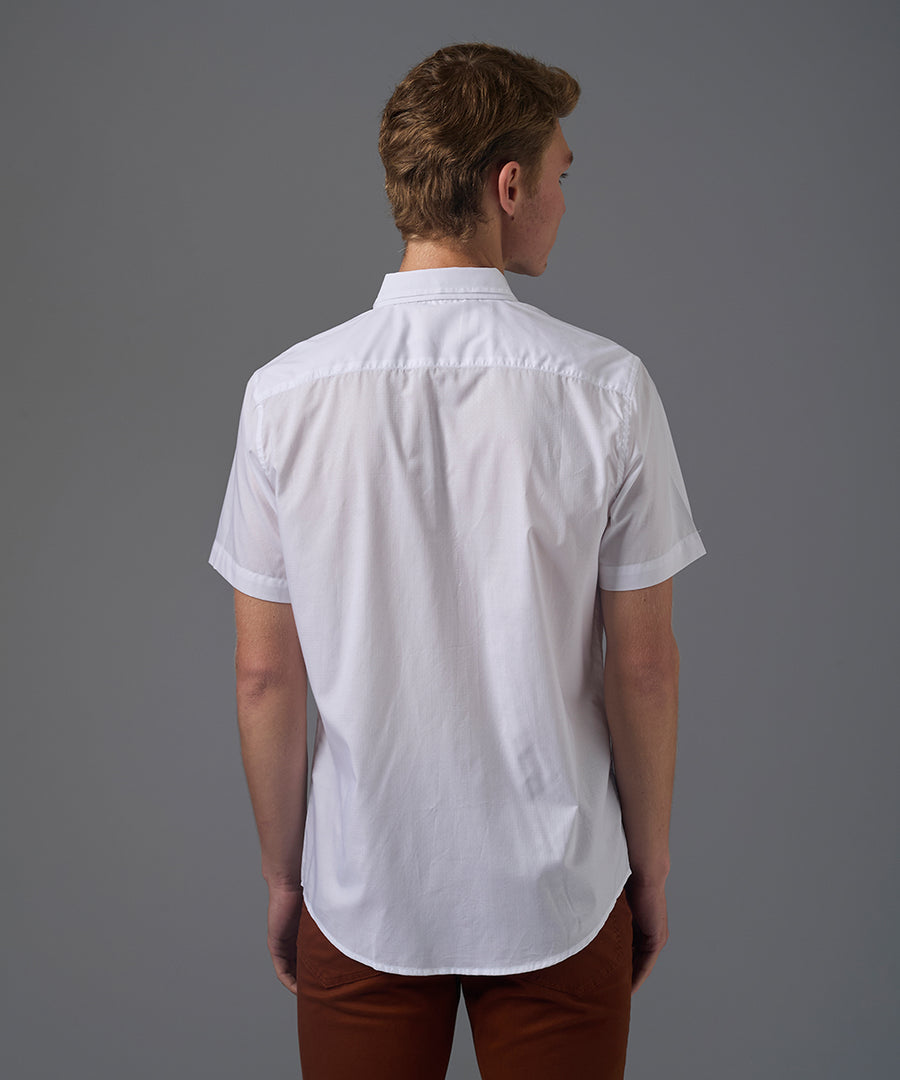 CAMISA MANGA CORTA PECHERA SEMI OCULTA CLASSIC FIT BLANCO PV26