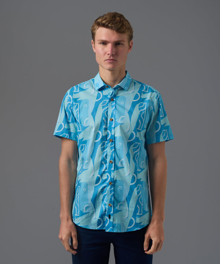 CAMISA MANGA CORTA SOMOS OCEANO SLIM FIT AZUL ESTAMPADO PV26