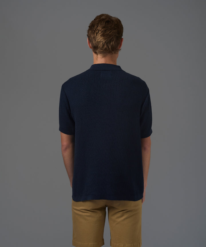 POLO MANGA CORTA PET CUELLO BOX AZUL MARINO PV26