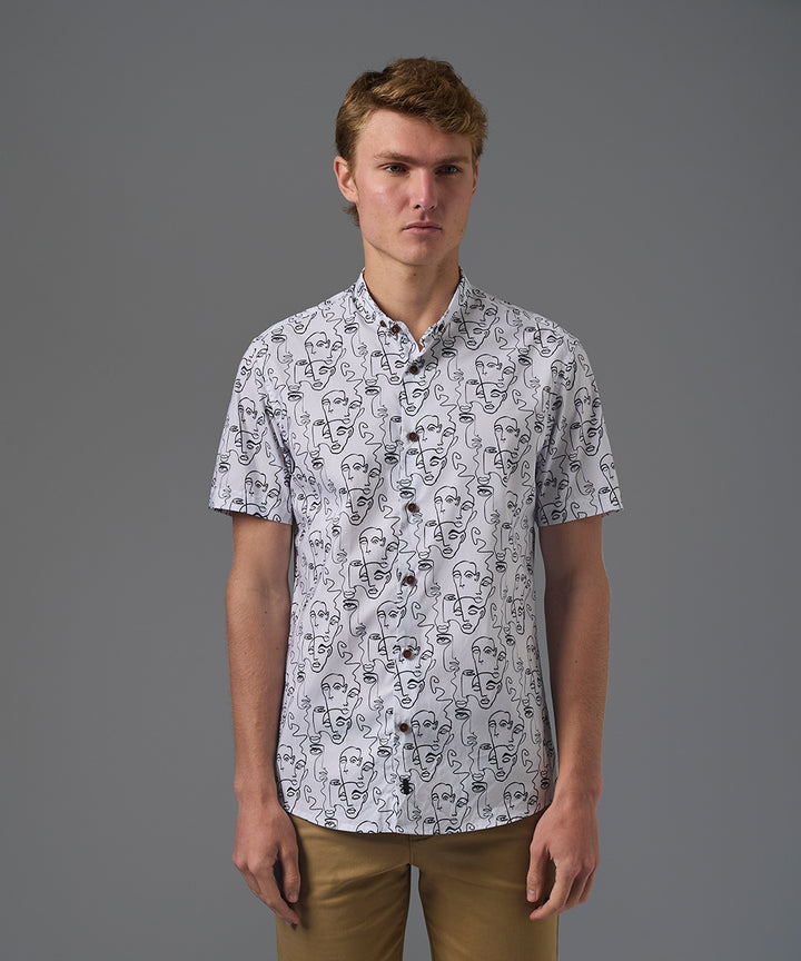 CAMISA MANGA CORTA CUELLO MICRO BD SLIM FIT BLANCO ESTAMPADO PV26