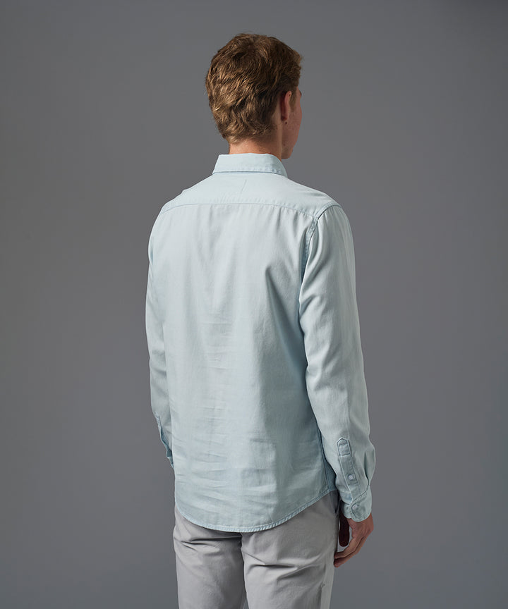 CAMISA MANGA LARGA DENIM MEDIA PECHERA CLASSIC FIT CELESTE CLARO PV26