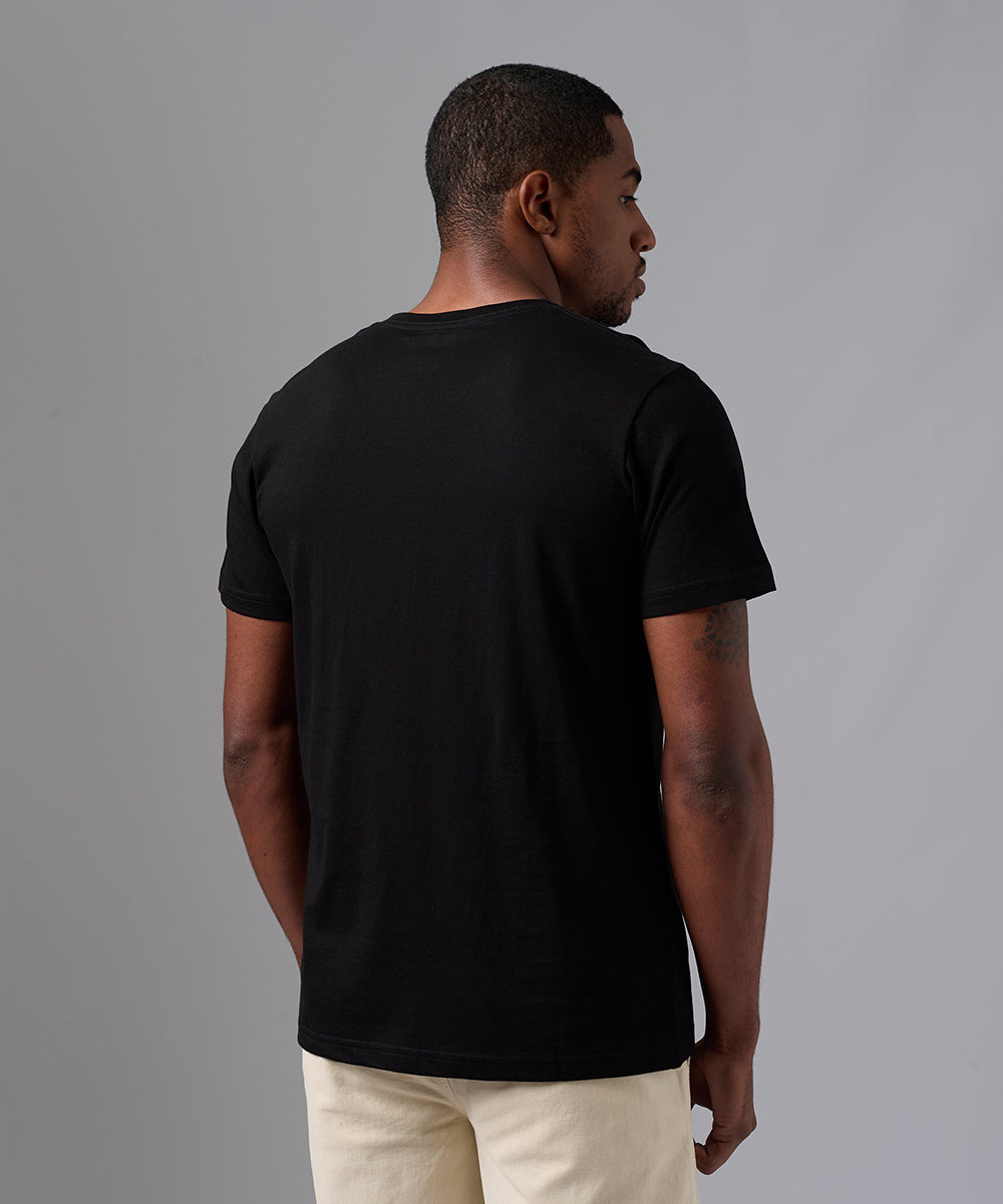 POLO MANGA CORTA CUELLO V BASICO NEGRO OI25