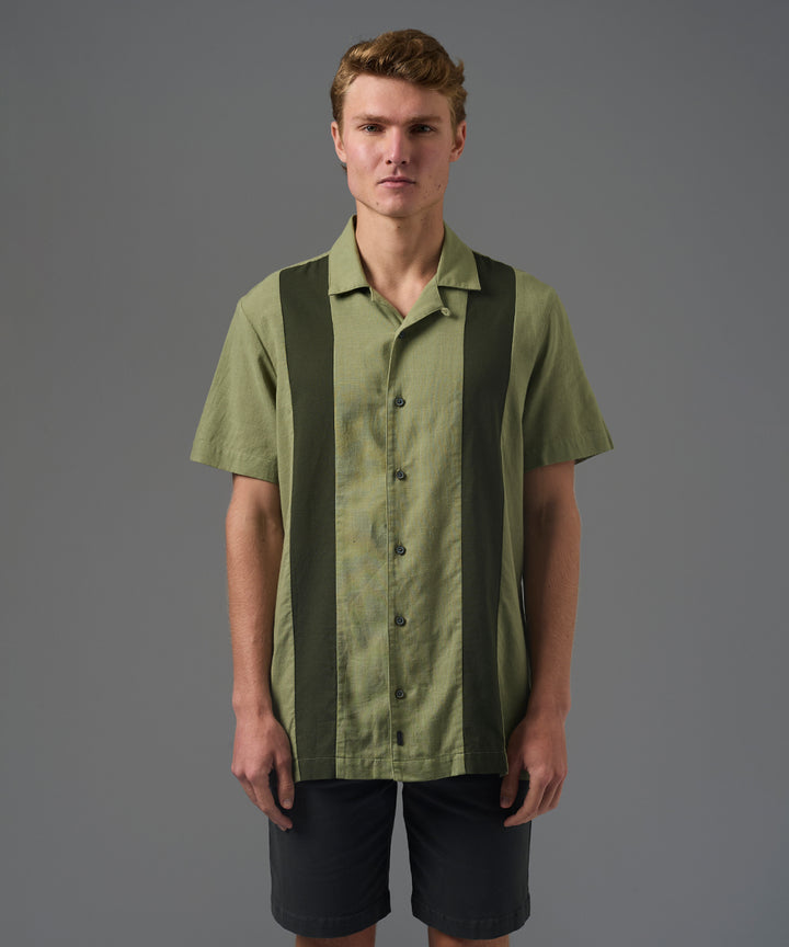 CAMISA MANGA CORTA LOOK LINO CUELLO RESORT CORTES CLASSIC FIT VERDE CLARO PV26