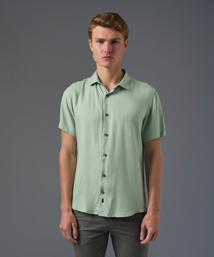 CAMISA MANGA CORTA CHALIS CUELLO SPREAD CLASSIC FIT PV26