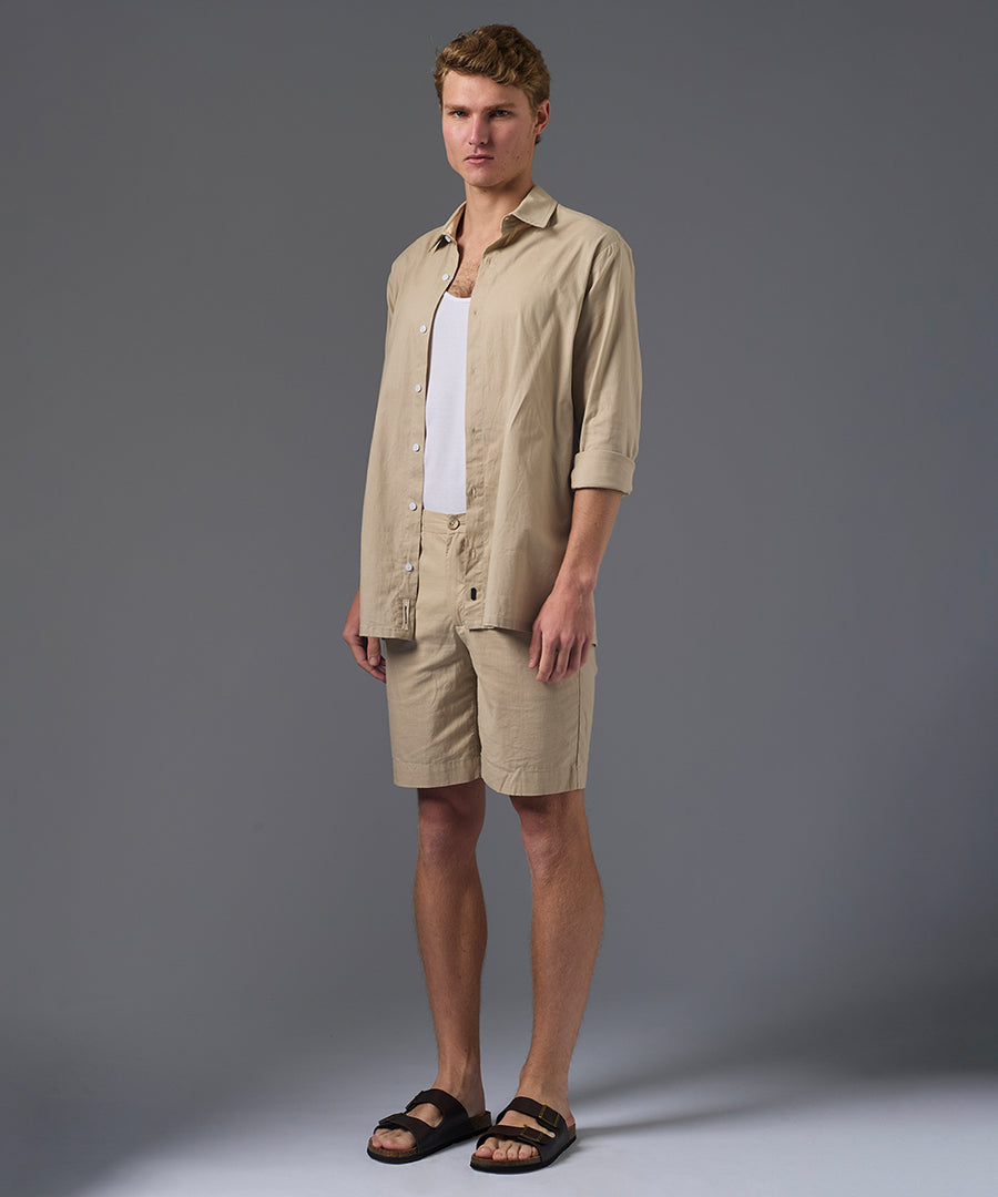 CAMISA MANGA LARGA LOOK LINO CUELLO SPREAD CLASSIC FIT BEIGE PV26
