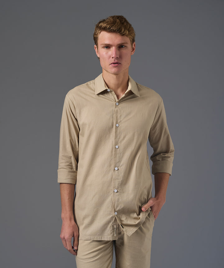 CAMISA MANGA LARGA LOOK LINO CUELLO SPREAD CLASSIC FIT BEIGE PV26