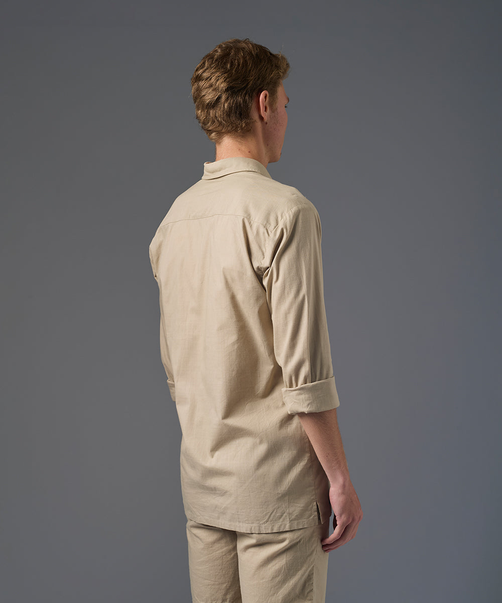 CAMISA MANGA LARGA LOOK LINO CUELLO SPREAD CLASSIC FIT BEIGE PV26