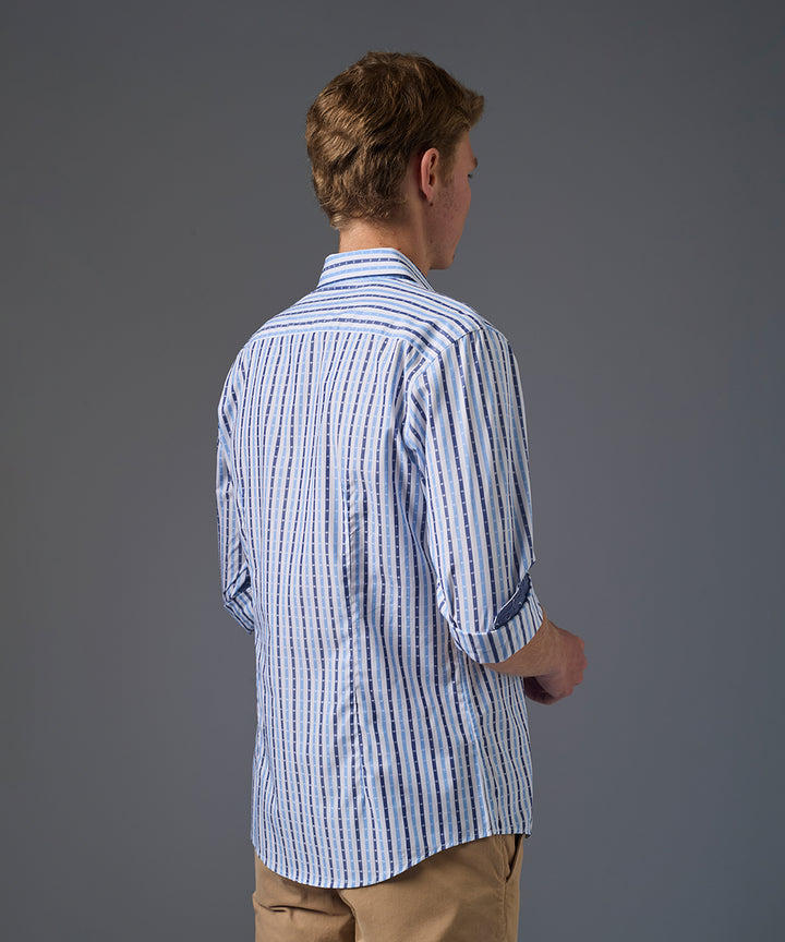 CAMISA MANGA LARGA PECHERA OJAL SLIM FIT CELESTE C/RAYAS PV26