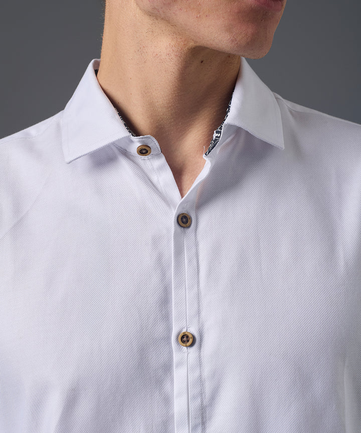 CAMISA MANGA LARGA PECHERA OJAL SLIM FIT BLANCO PV26