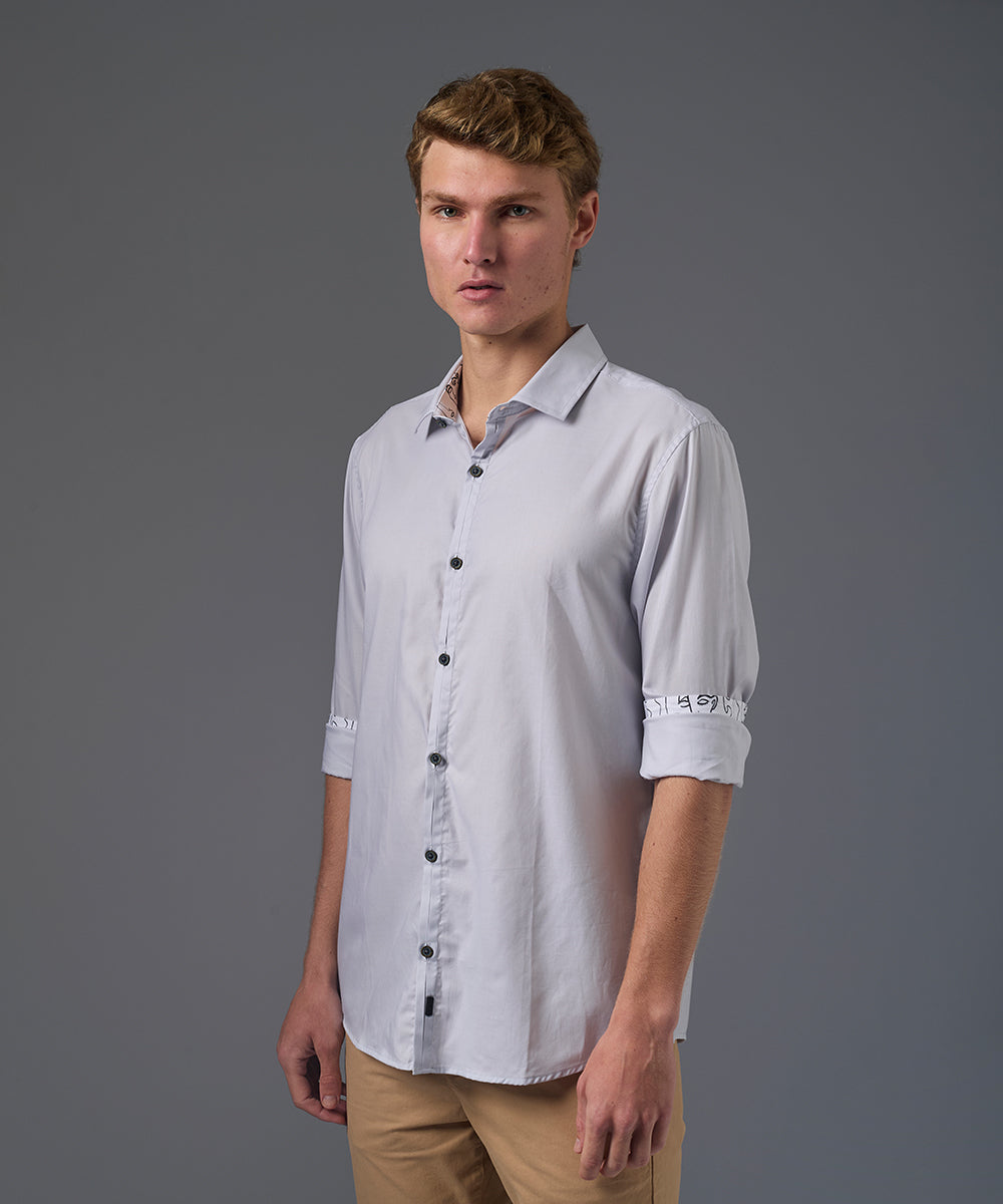 CAMISA MANGA LARGA PECHERA OJAL CLASSIC FIT GRIS PV26