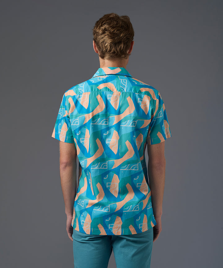 CAMISA MANGA CORTA SOMOS COLORES SLIM FIT AZUL ESTAMPADO PV26