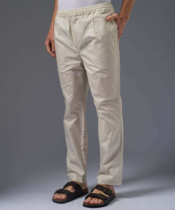 PANTALON TAFETA BAGGY CON PLIEGUES CLASSIC FIT HUESO PV26