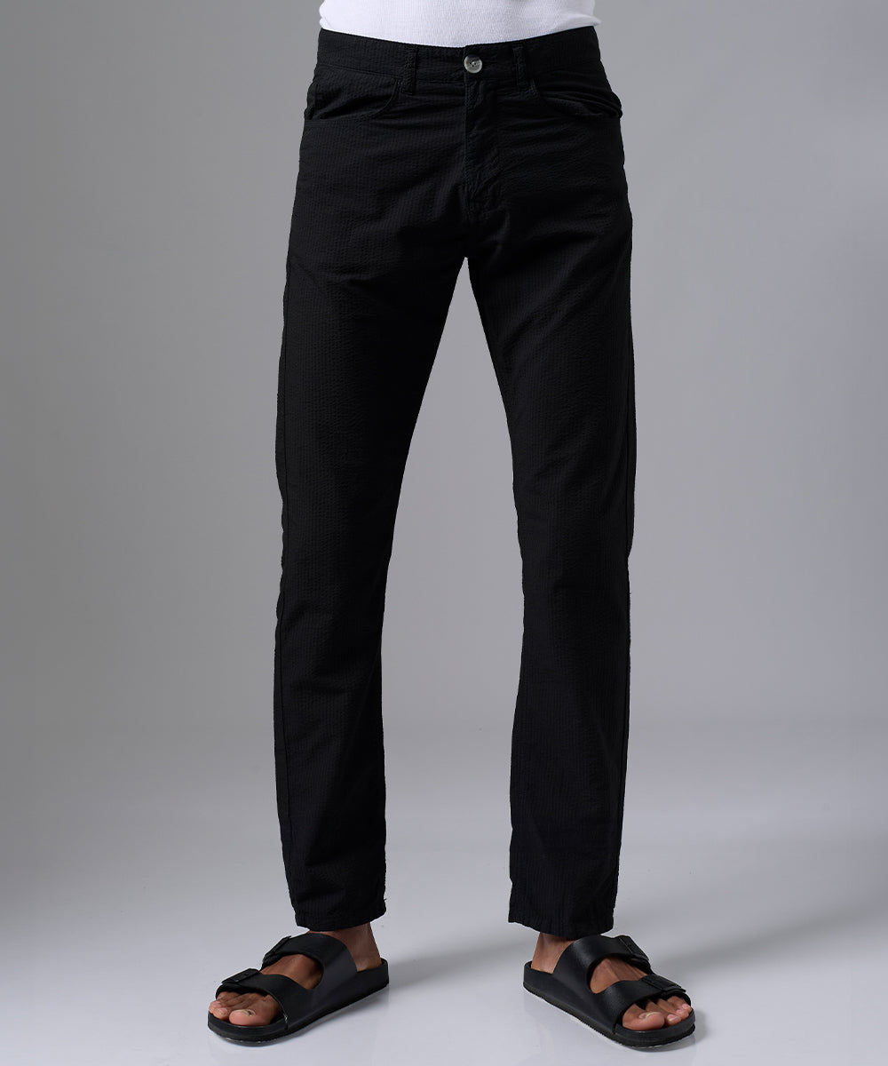 PANTALON SEER SUCKER SLIM FIT NEGRO PV25