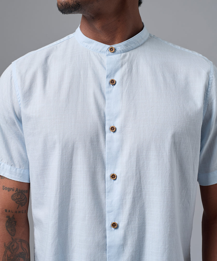 CAMISA MANGA CORTA CASUAL LOOK LINO CR CUELLO NERU CLASSIC FIT CELESTE PV25