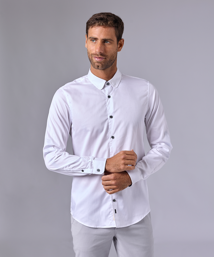 CAMISA MANGA LARGA CUELLO PUNTA REDONDEADO CLASSIC FIT BLANCO OI24