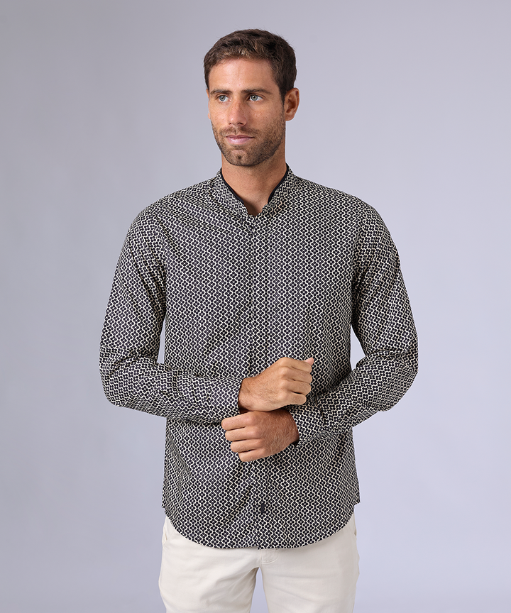 CAMISA MANGA LARGA CUELLO NERU DESMONTABLE CLASSIC FIT BEIGE ESTAMPADO OI24