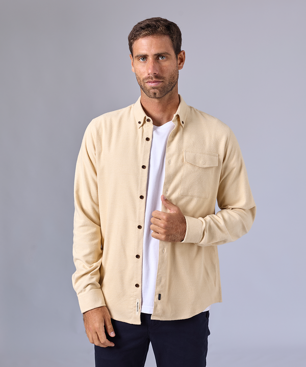 CAMISA MANGA LARGA FRANELA CUELLO BUTTON DOWN CLASSIC FIT HUESO OI24