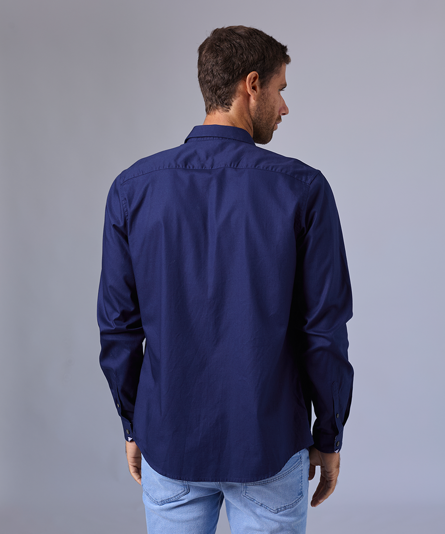 CAMISA MANGA LARGA OXFORD CUELLO SPREAD CLASSIC FIT AZUL MARINO OI24
