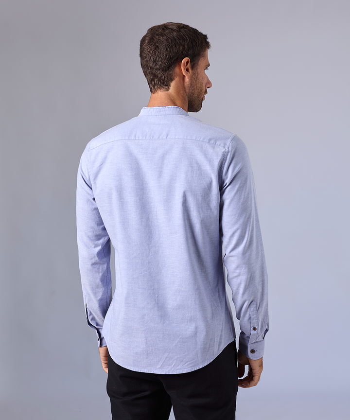 CAMISA MANGA LARGA CUELLO NERU DESMONTABLE CLASSIC FIT AZUL OI24