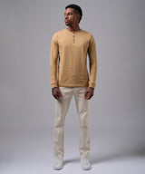 POLO MANGA LARGA JERSEY HENLEY CAMELLO OI25