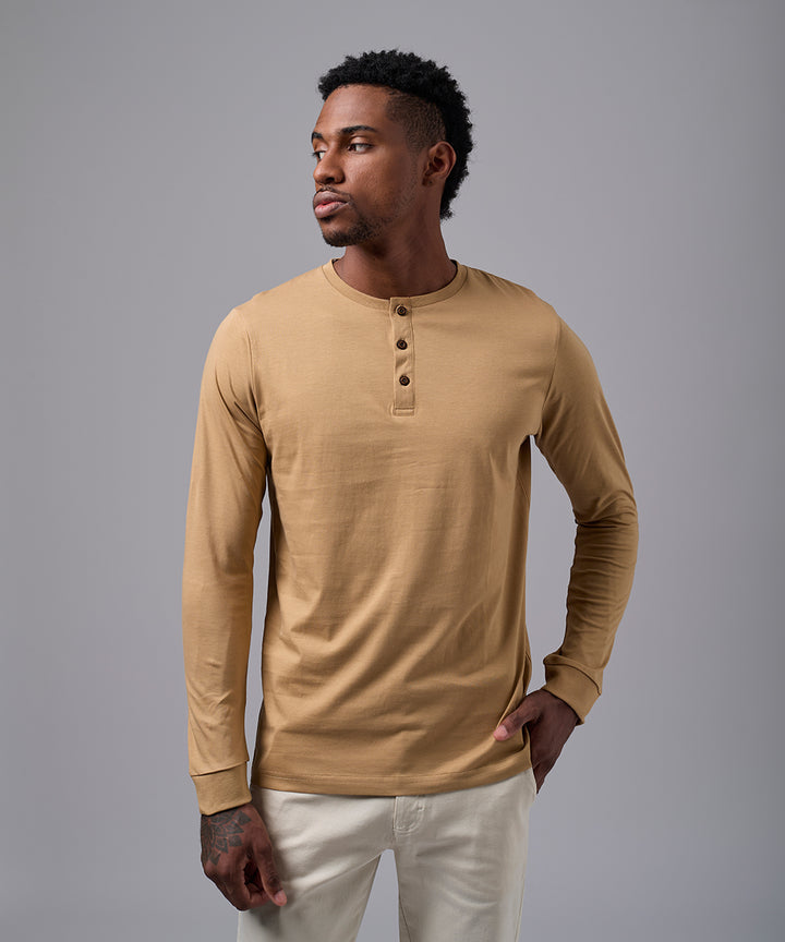 POLO MANGA LARGA JERSEY HENLEY CAMELLO OI25