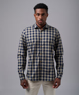 CAMISA MANGA LARGA PECHERA OJAL CLASSIC FIT BEIGE ESTAMPADO OI25