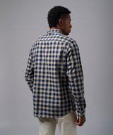CAMISA MANGA LARGA PECHERA OJAL CLASSIC FIT BEIGE ESTAMPADO OI25