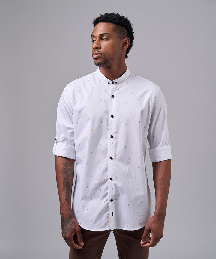 CAMISA MANGA LARGA CUELLO MICRO BUTTON DOWN SLIM FIT BLANCO ESTAMPADO OI25