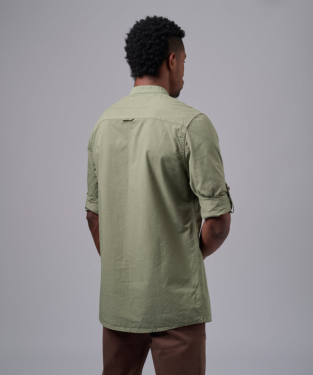 CAMISA MANGA LARGA DRILL CUELLO NERU C.BOTON CLASSIC FIT VERDE OI25