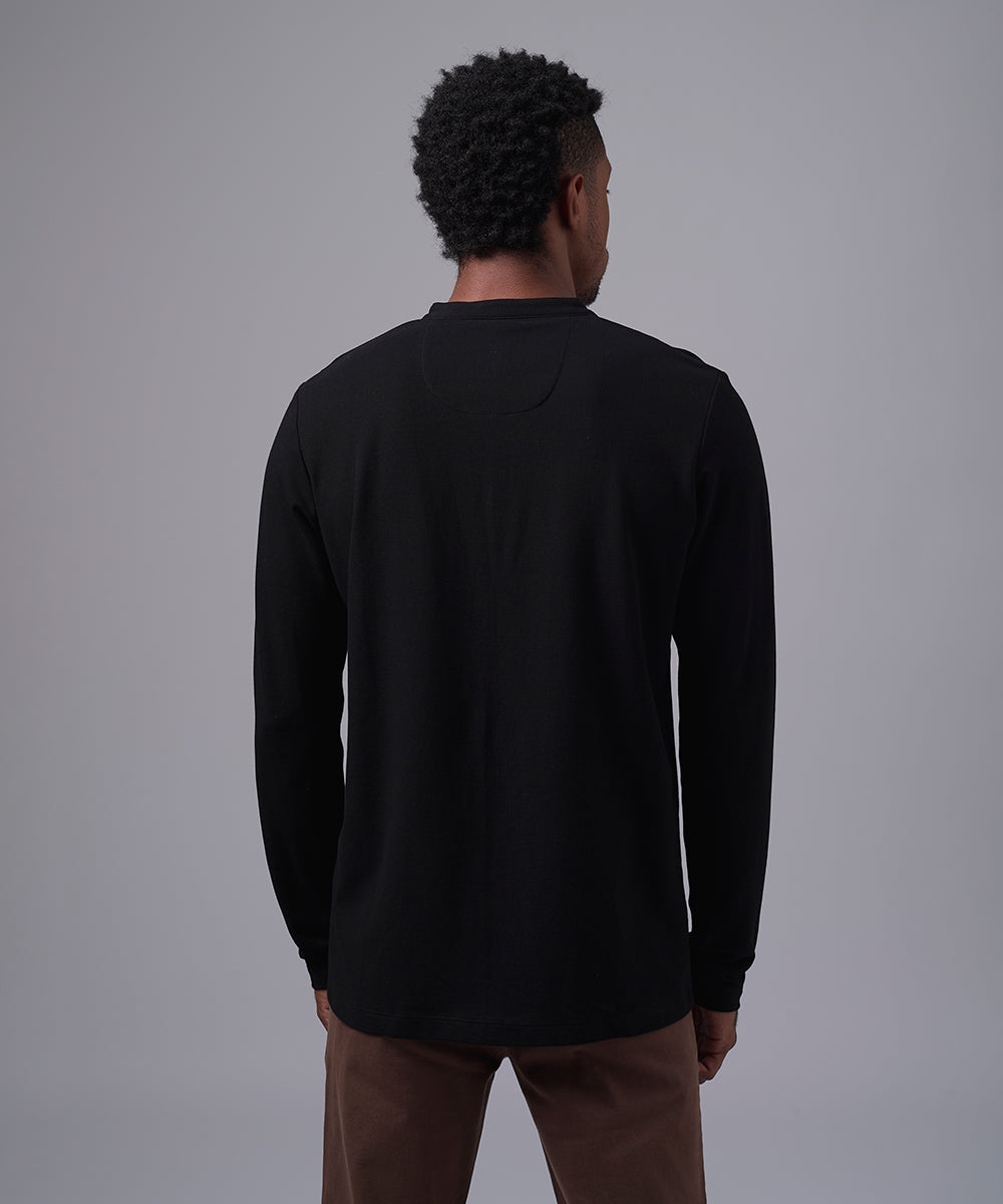 POLO MANGA LARGA PIQUE CUELLO NERU NEGRO OI25