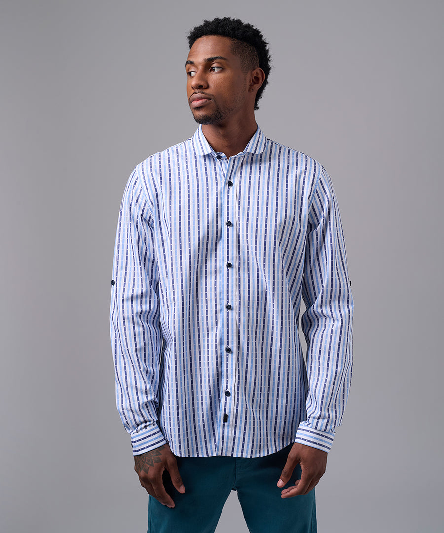 CAMISA MANGA LARGA CUELLO CORTO REDONDEADO SLIM FIT CELESTE C/RAYAS OI25