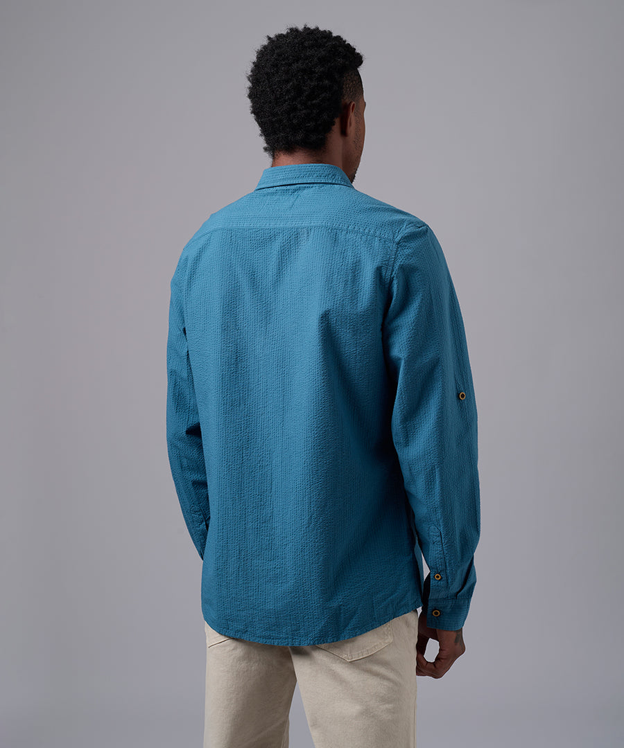 CAMISA MANGA LARGA SEERSUCKER CUELLO SPREAD CLASSIC FIT COBALTO OI25