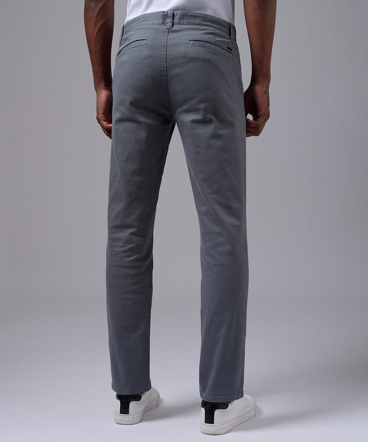 PANTALON DRILL FLAT FRONT SLIM FIT PLOMO OI25