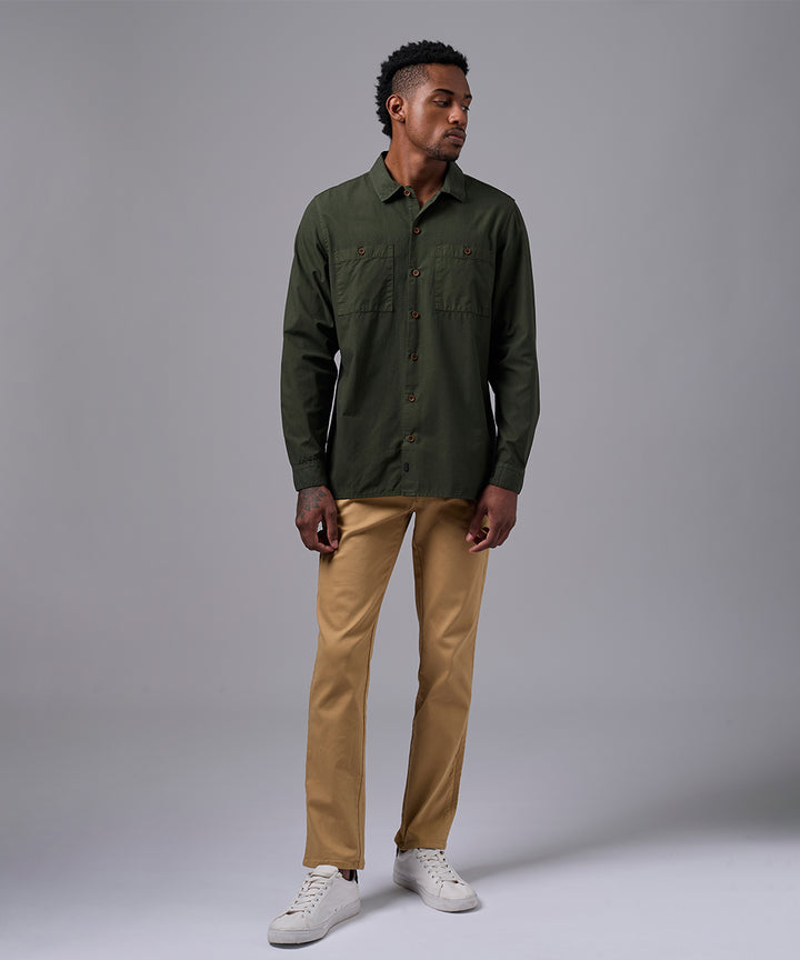 CAMISA MANGA LARGA TAFETA DOBLE BOLSILLO CLASSIC FIT VERDE OI25