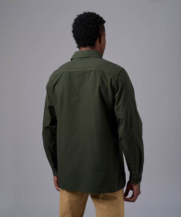 CAMISA MANGA LARGA TAFETA DOBLE BOLSILLO CLASSIC FIT VERDE OI25