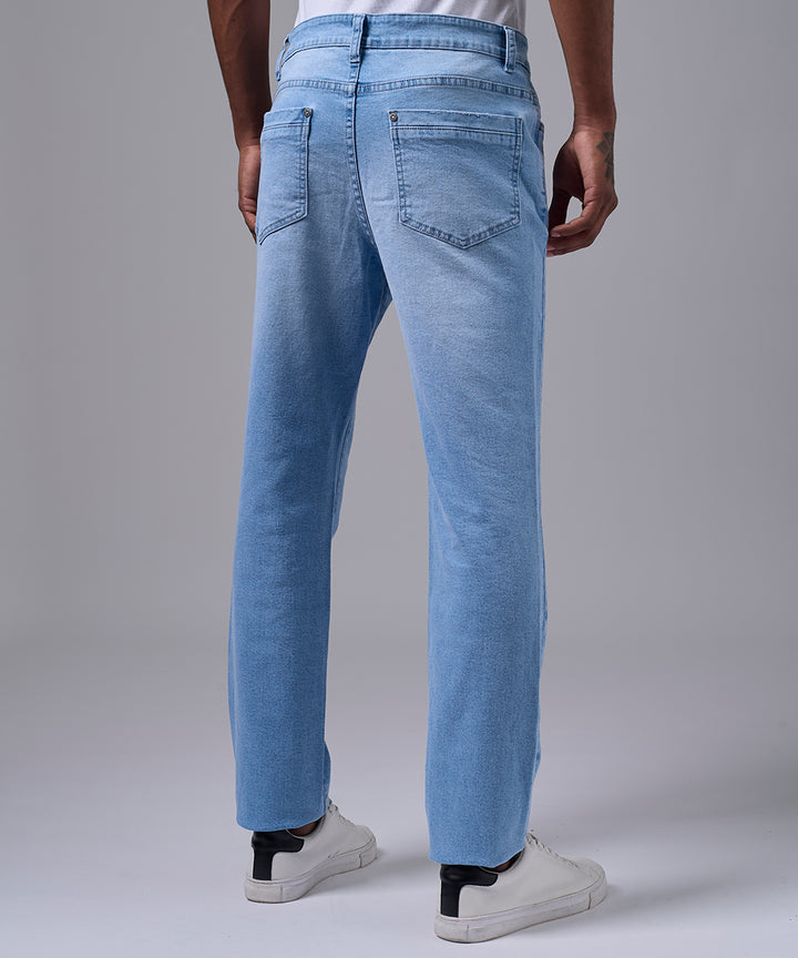 PANTALON DENIM SLIM FIT CELESTE CLARO OI25
