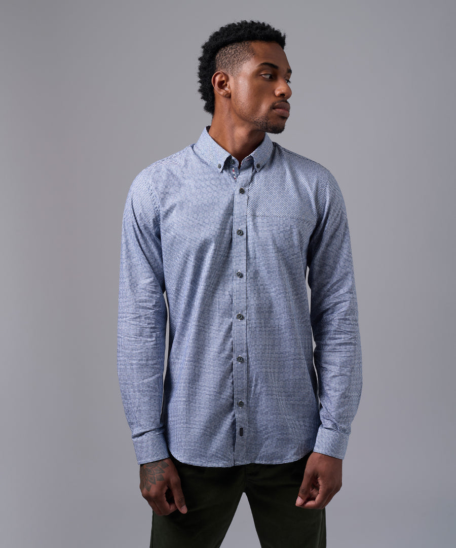 CAMISA MANGA LARGA CUELLO CON APLICACION BUTTON DOWN SLIM FIT VERDE CUADRO OI25