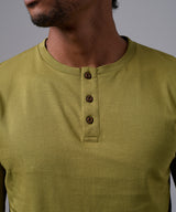 POLO MANGA LARGA JERSEY HENLEY VERDE OI25