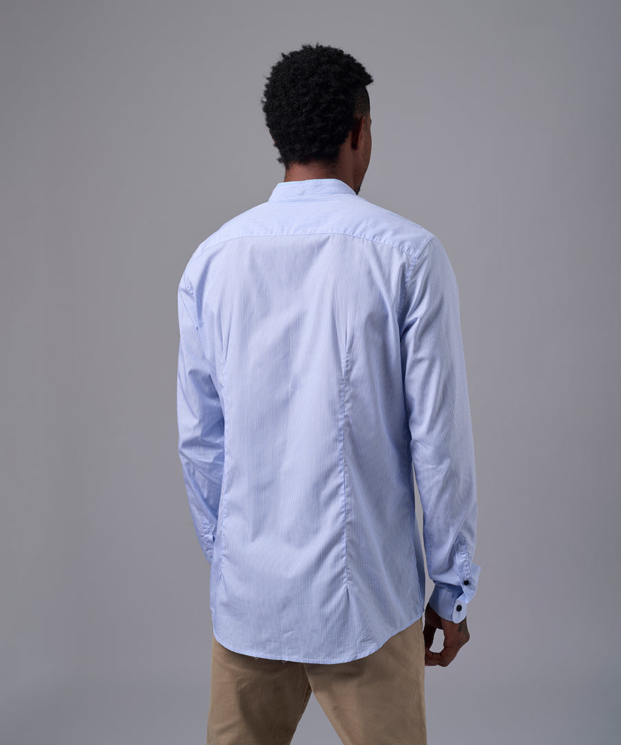 CAMISA MANGA LARGA CUELLO NERU DESMONTABLE SLIM FIT CELESTE C/RAYAS OI25