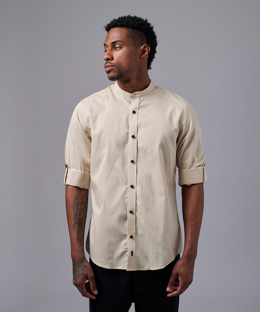 CAMISA MANGA LARGA CASUAL CUELLO NERU CLASSIC FIT BEIGE OI25