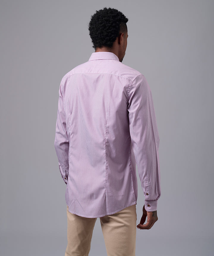 CAMISA MANGA LARGA CUELLO CON APLICACION BUTTON DOWN SLIM FIT GUINDA C/RAYAS OI25