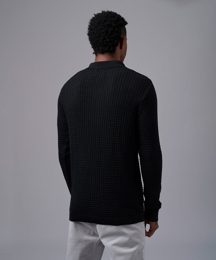 POLO MANGA LARGA PET CUELLO REGULAR CON BOTONES NEGRO OI25