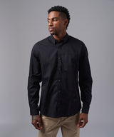 CAMISA MANGA LARGA CUELLO BUTTON DOWN OCULTO CLASSIC FIT NEGRO OI25
