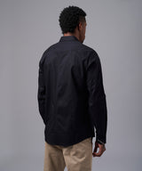 CAMISA MANGA LARGA CUELLO BUTTON DOWN OCULTO CLASSIC FIT NEGRO OI25